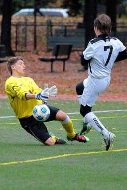 Bayside honors fallen teammate with birthday victory