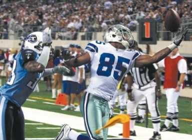 Holy Cross alum Ogletree a rising star in Dallas