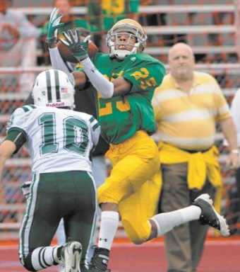 Holy letdown: Knights falter in loss to Trinity