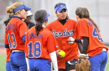 Cardozo clinches first Queens division title since 2001