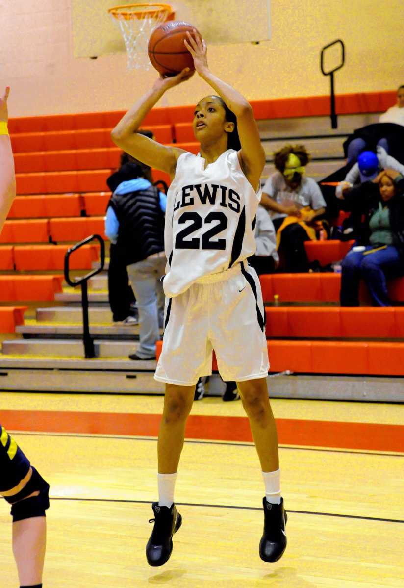 Precise St. Peter’s routs Francis Lewis