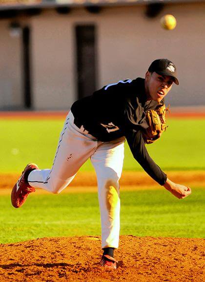 Rodriguez no-hits Aviation, eyes draft