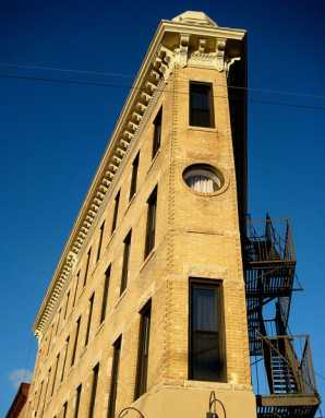 ‘Flatiron of Astoria’ gets new coat of paint