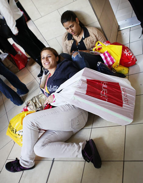 Boro store managers report bigger Black Friday crowds