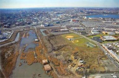 Abandoned Flushing Airport sees plan for recreation center