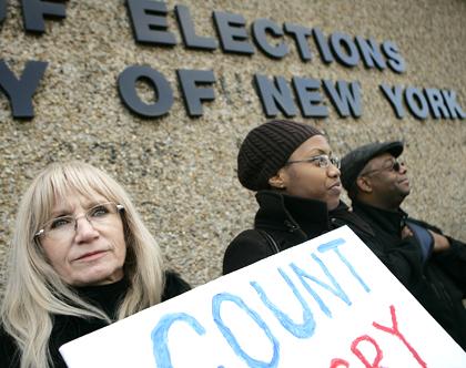 Padavan maintains slight lead in state Senate race