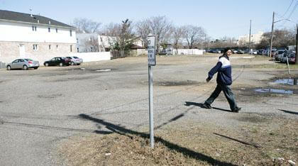 NYRA to sell land near Aqueduct