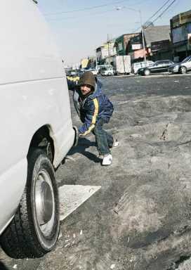 Willets businesses rap city for neglecting ice cleanup