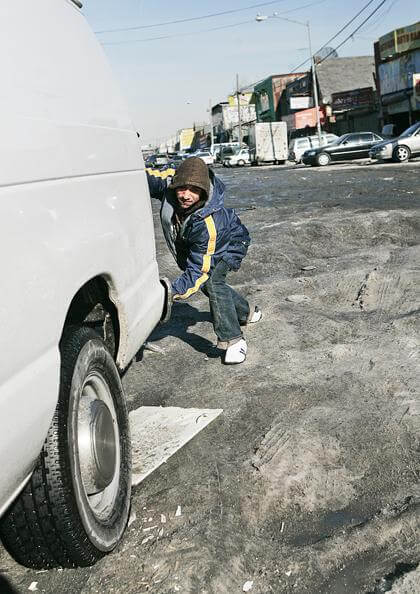 Willets businesses rap city for neglecting ice cleanup