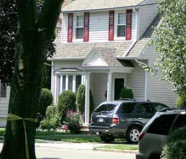 Crash claims Floral Park girls