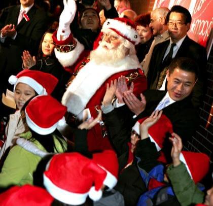 Flushing ushers in holidays