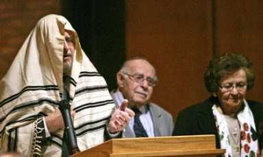 Holocaust survivors remember Kristallnacht at Queensborough