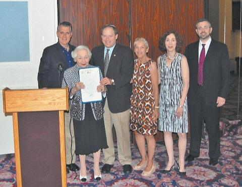 Fresh Meadows woman donates ambulance to Jewish volunteers