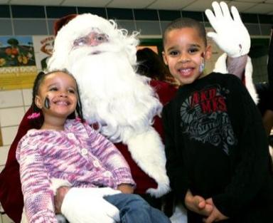 109th Pct. Christmas party draws many merrymakers