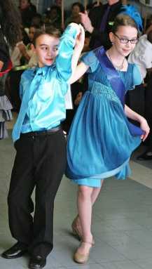 NE Qns. teams win prizes in dance contest