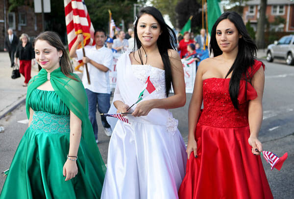 Italians honored in Whitestone parade
