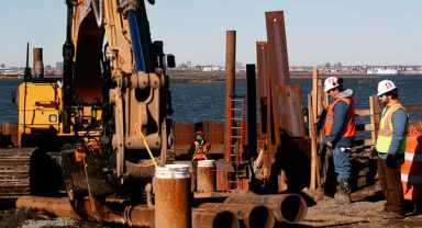 Willets Pt. sewer project begins amid opposition