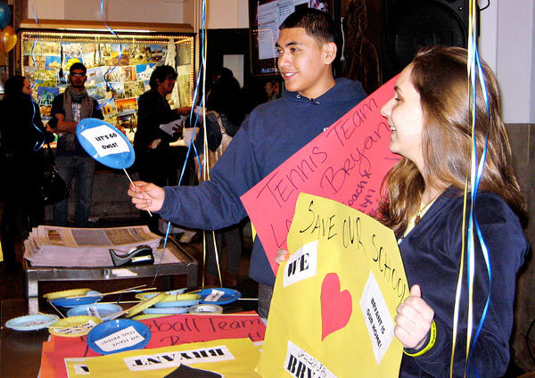 Bryant HS loses fight to stay open