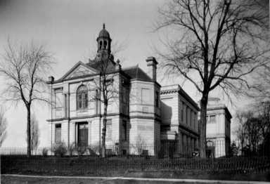 An early 20th century photo of the Fresh Pond Crematory atop "Crematory Hill" in Middle Village.