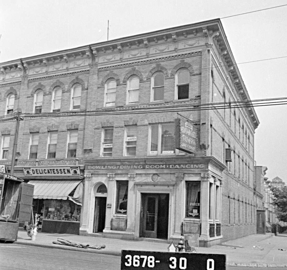 The Bank Tavern at the corner of Myrtle Avenue and 66th Place in Glendale, which replaced the Bank of Glendale, is shown in this 1940 tax photo.