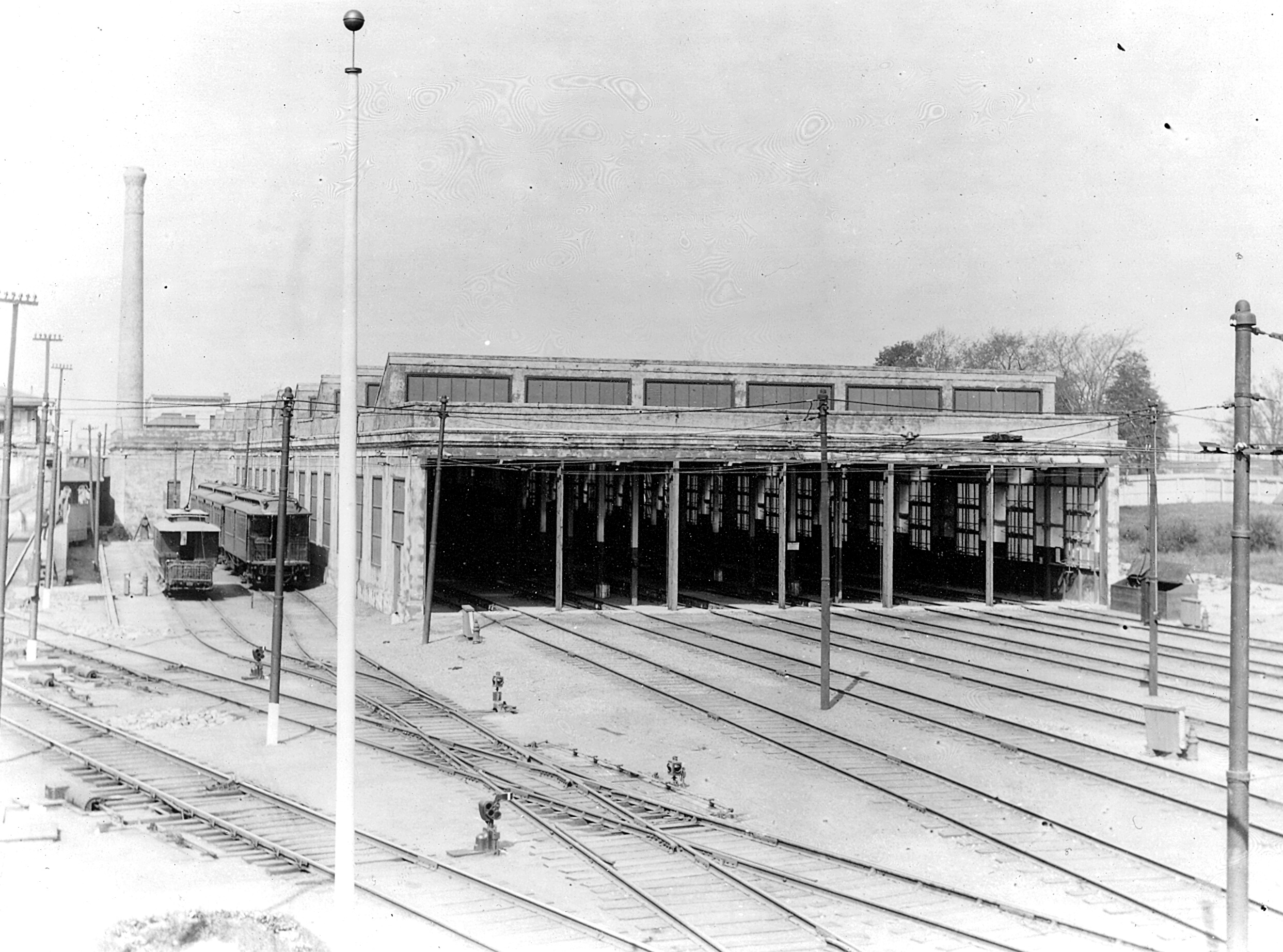 An early 20th-century photo of the Fresh Pond Depot in Ridgewood