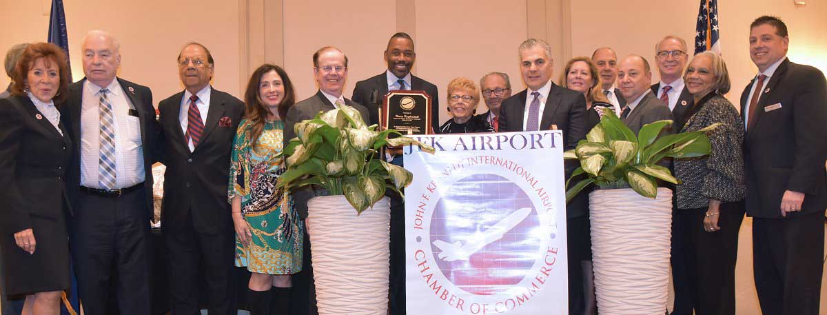 Delta Regional VP speaks to Chamber of Commerce