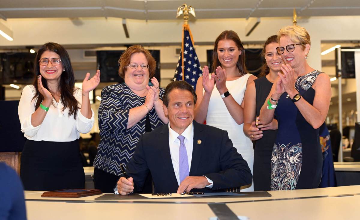 Governor Cuomo Signs Farm Bill in New York City