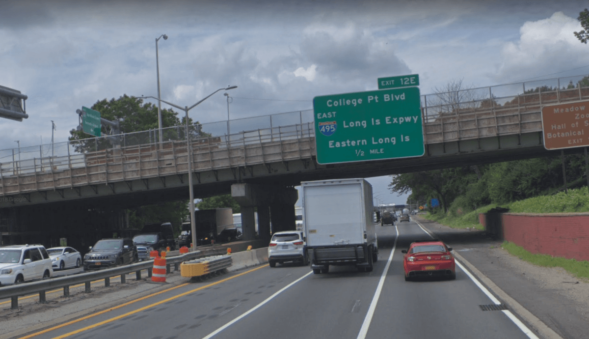 The Jewel Avenue overpass over the Van Wyck Expressway in Kew Gardens Hills
