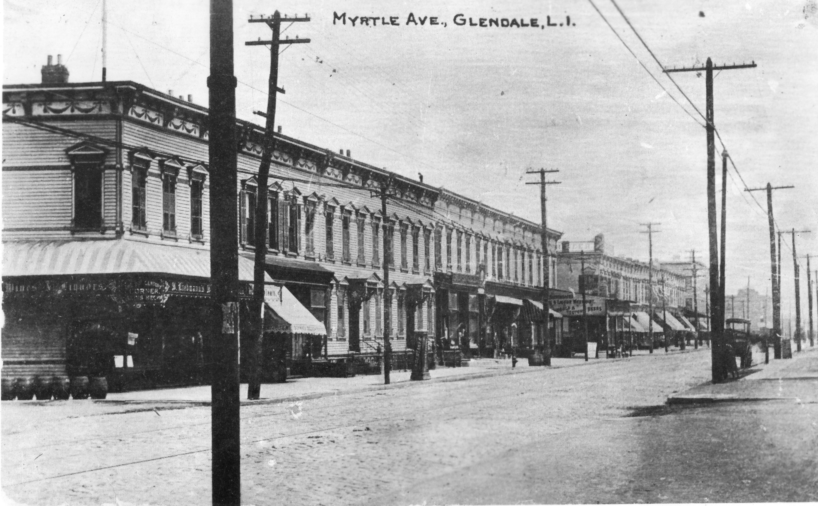 This 1912 postcard shows Myrtle Avenue looking eastward from the corner of present-day 69th Street in Glendale. One block away, on the north side of the street, was where Brockmann’s Hanover House Hotel once stood.