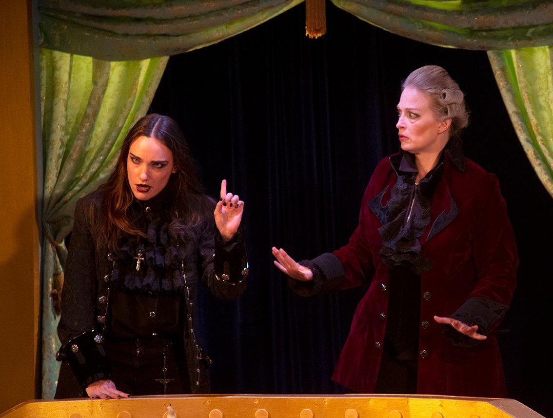 Laura Menzie as Tartuffe and Annalisa Loeffler as Orgon foto courtesy Titan
