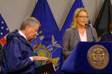 mayor sewage presser