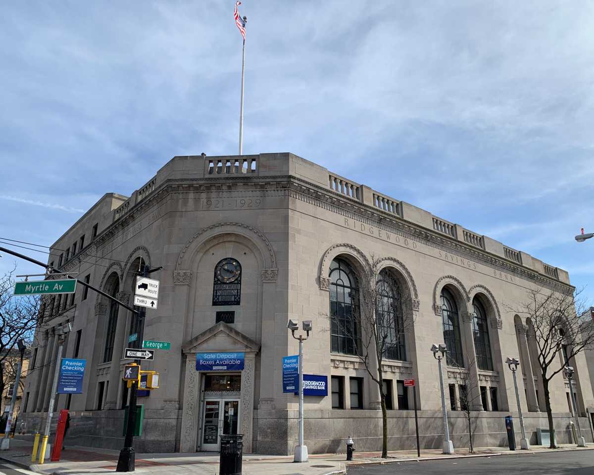Ridgewood Savings Bank