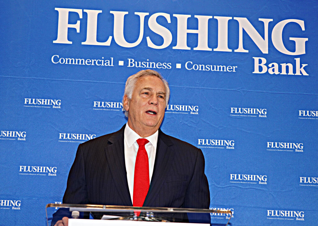 PHOTOS Flushing Bank opens new location on Northern Boulevard in