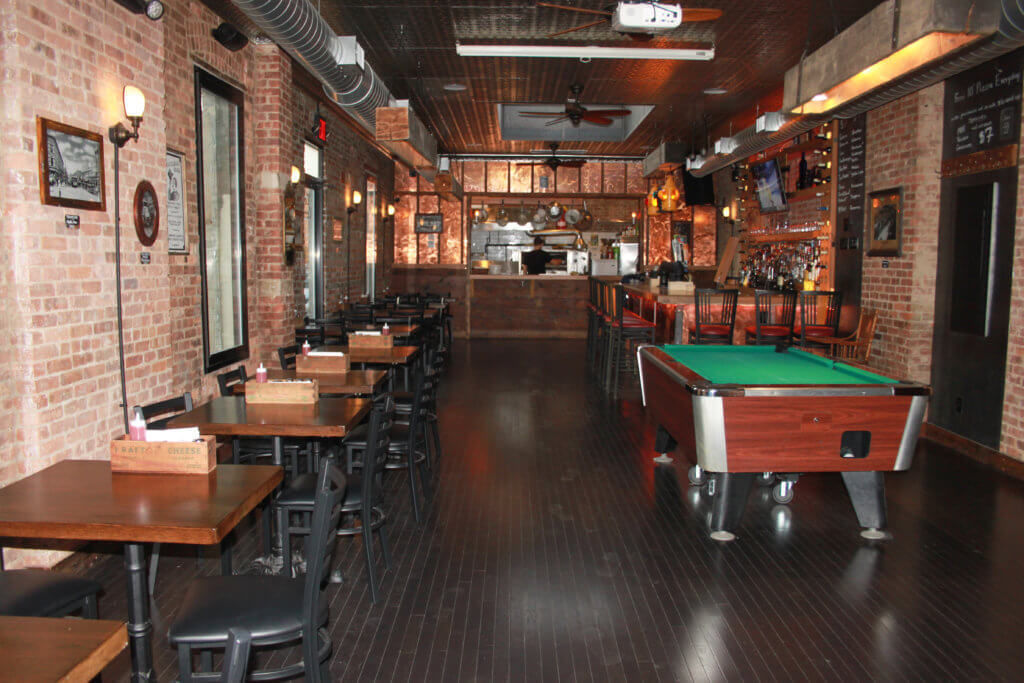 Cozy Corner bar and grill embraces Ridgewood’s oldfashioned charm