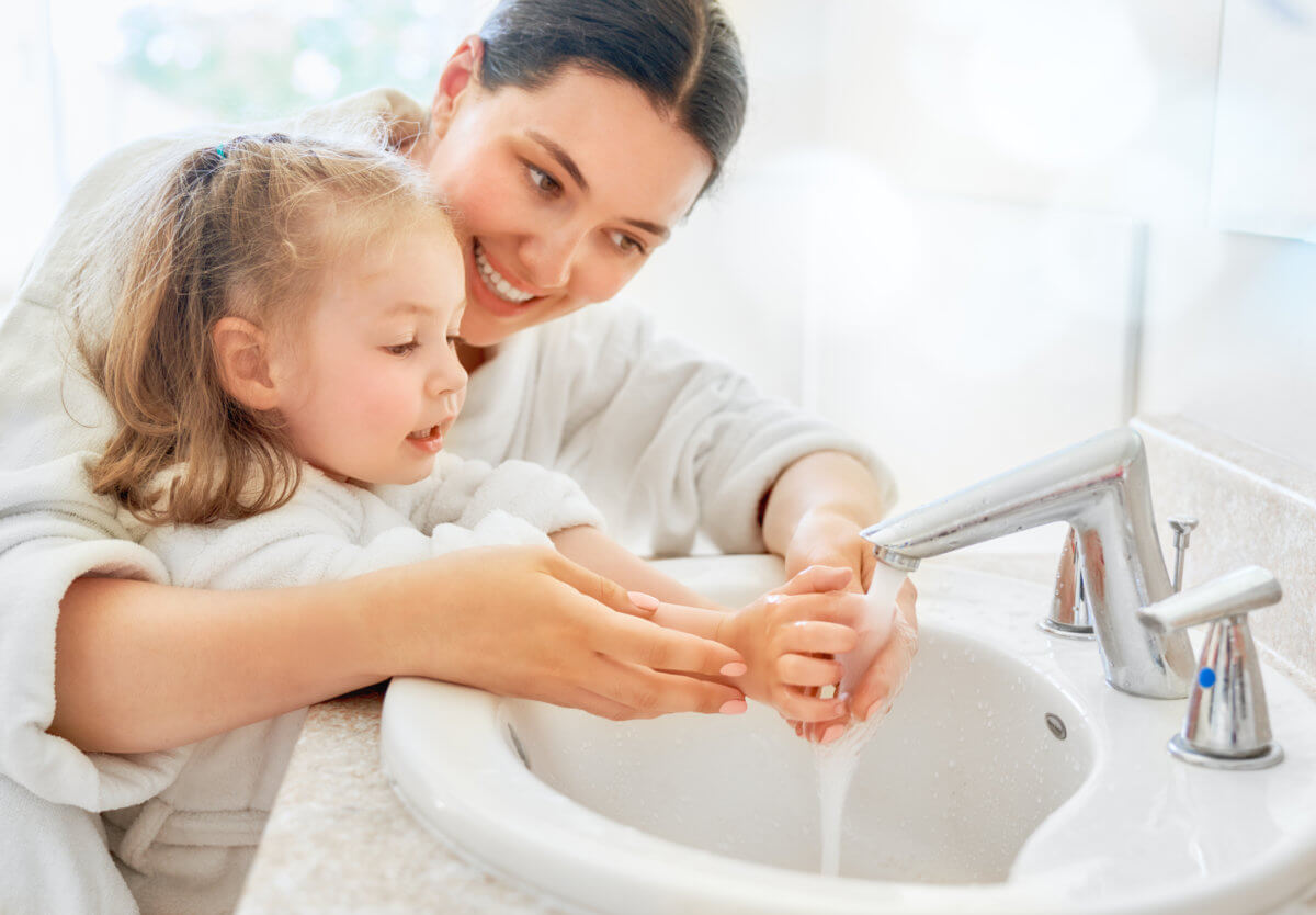 Washing Hands: How to protect your kids from coronavirus - QNS.com