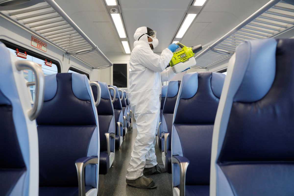 2020-03-19T182835Z_1875770560_RC26NF9S84O4_RTRMADP_3_HEALTH-CORONAVIRUS-NEW-YORK-1