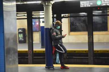 todd-coronavirus-subway-0-1600×1063-1-1536×1020