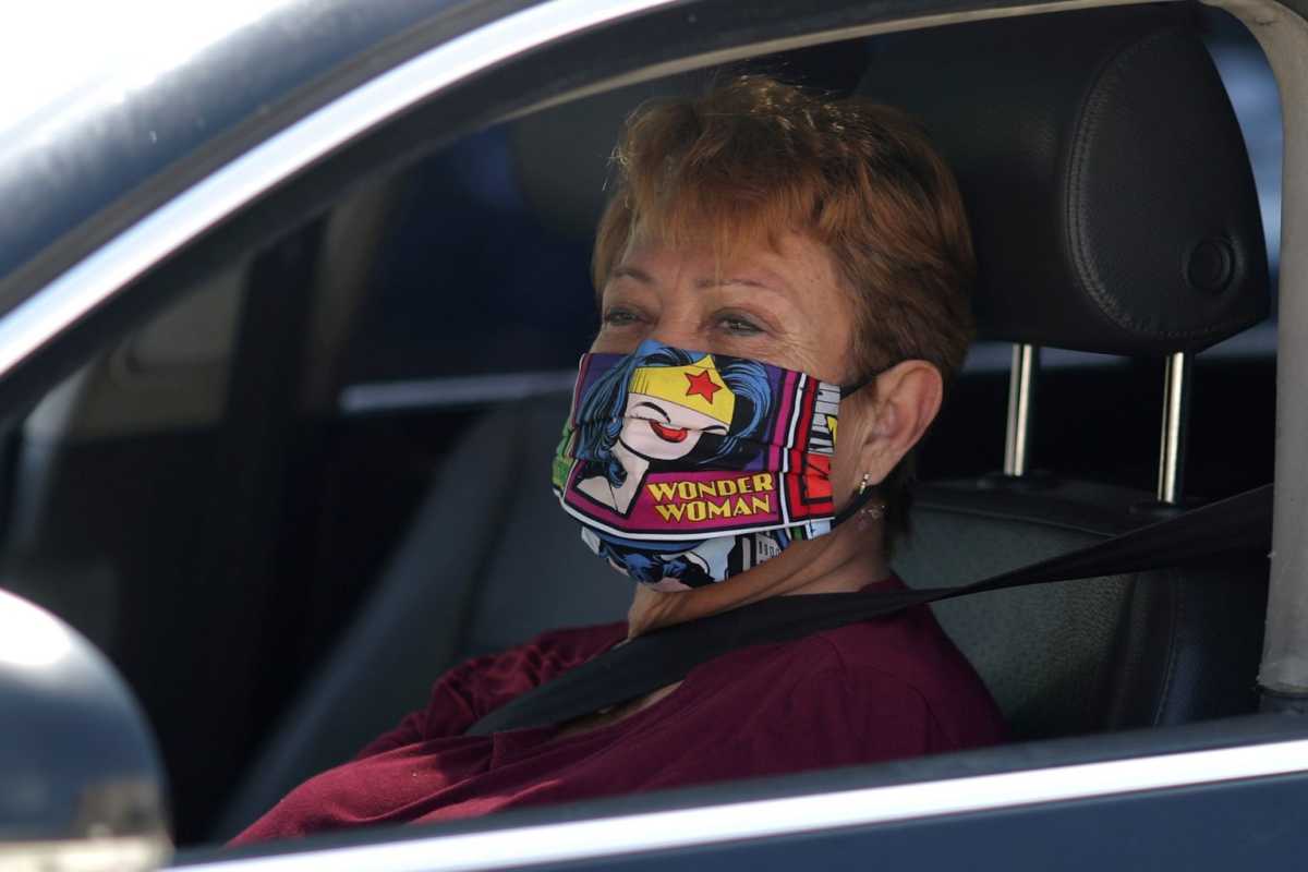 2020-04-22T125756Z_1_LYNXNPEG3L183_RTROPTP_4_HEALTH-CORONAVIRUS-USA-FACEMASKS-1536×1024