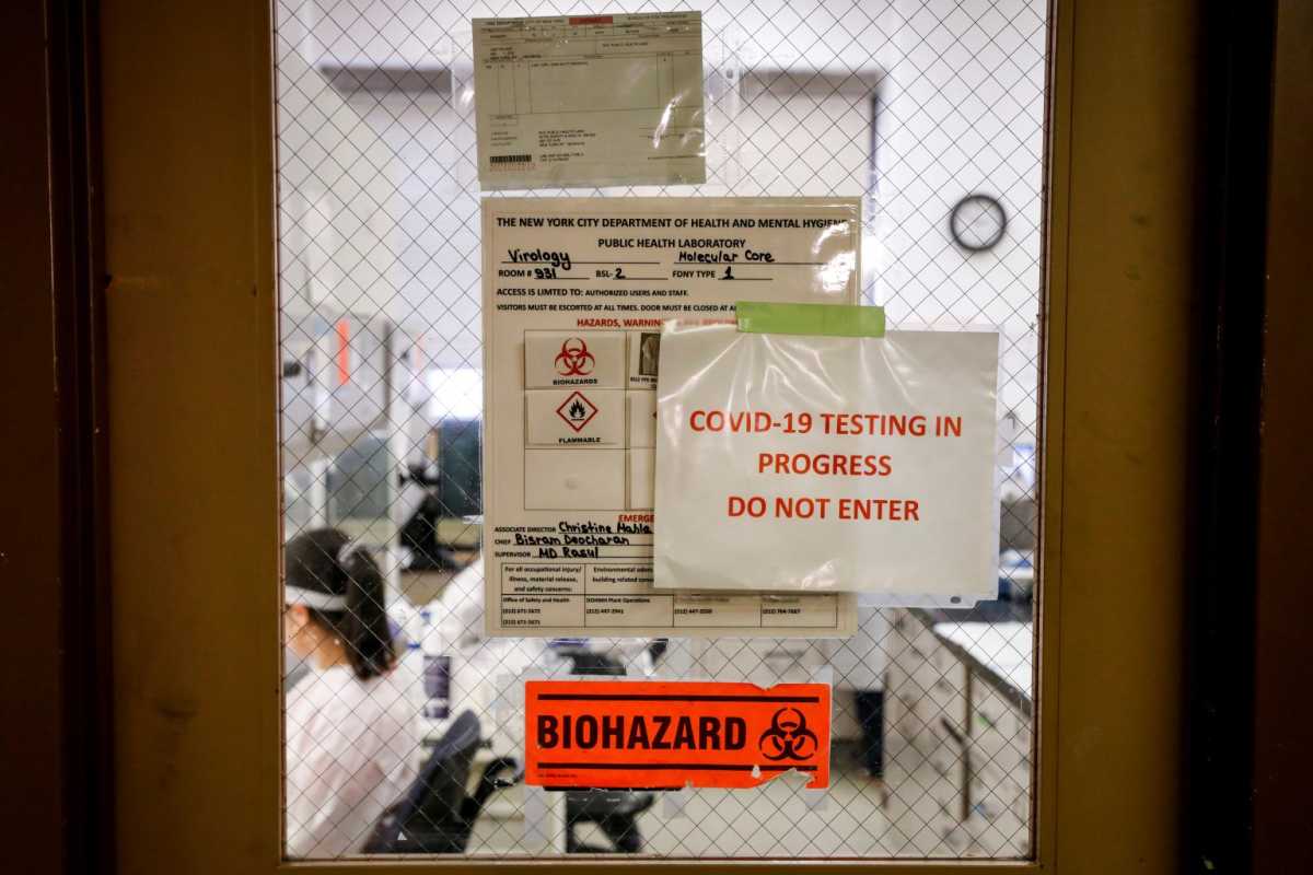 2020-05-06T162733Z_2_LYNXMPEG451MT_RTROPTP_4_HEALTH-CORONAVIRUS-NEW-YORK-LABORATORY-1536×1024