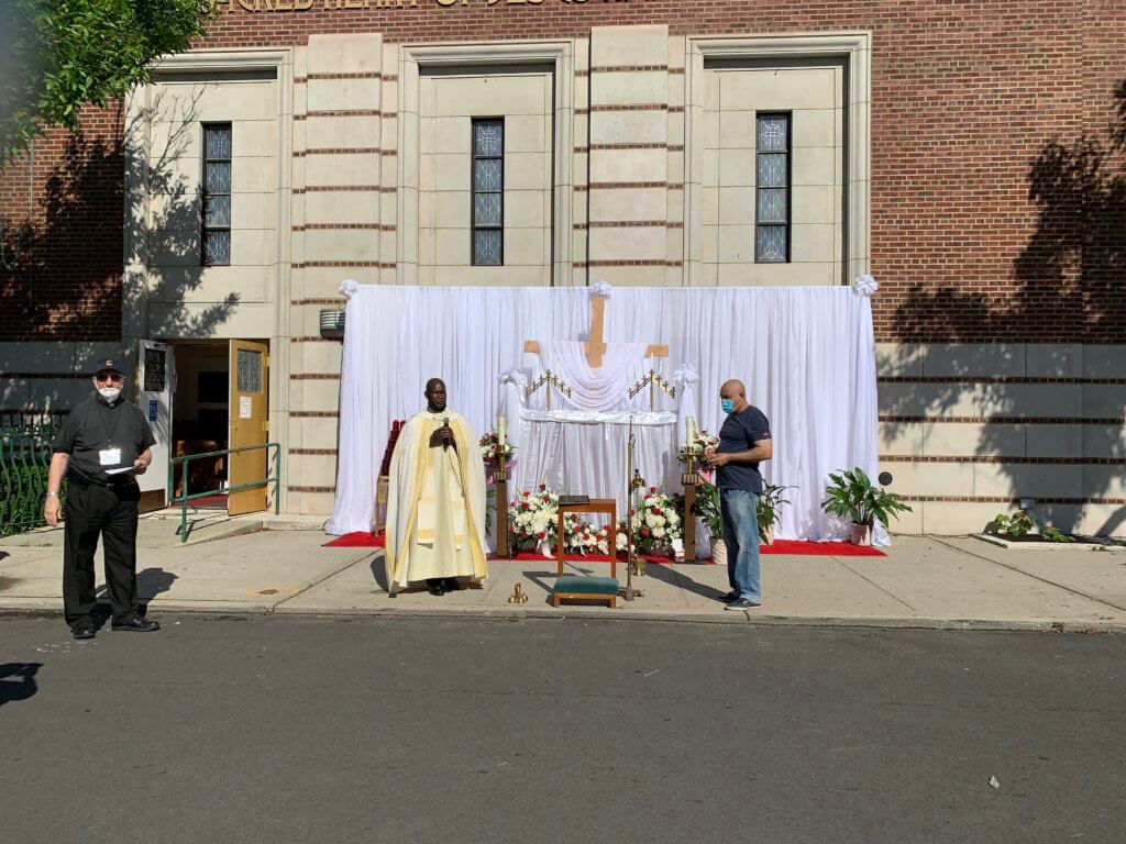 Catholic Charities Brooklyn and Queens distributes over 3,000 meals in