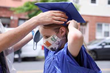 2020-06-11T000000Z_753680660_RC297H9781OS_RTRMADP_3_HEALTH-CORONAVIRUS-USA-FAMILY-1536×1024