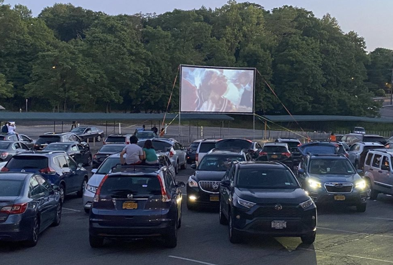 Flushing Bank sponsors Commonpoint Queens’ Drivein Movie fundraiser QNS