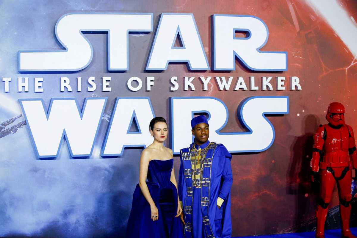 2020-08-13T180146Z_1_LYNXNPEG7C1JR_RTROPTP_4_TELEVISION-STAR-WARS-1536×1024