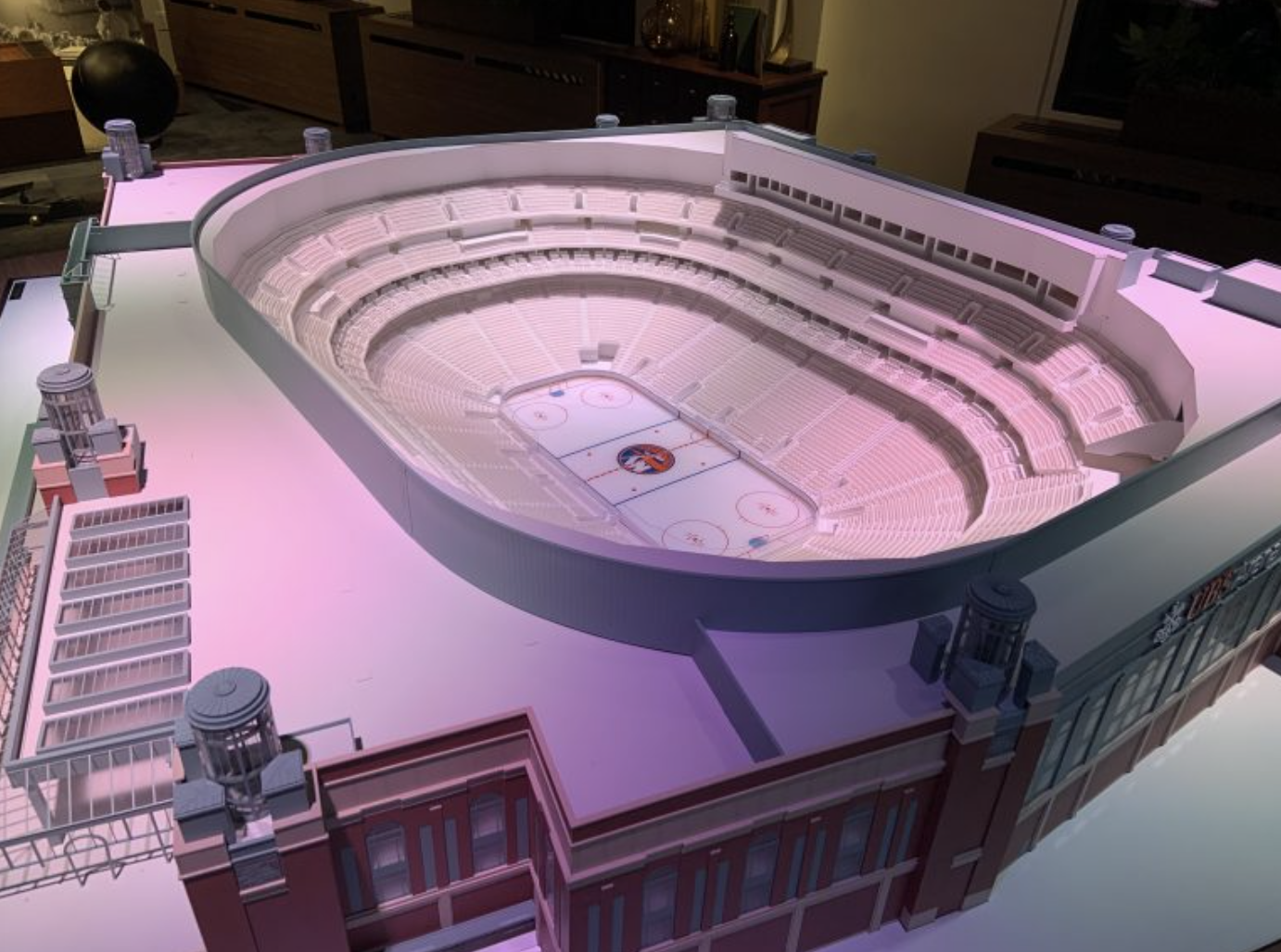 An inside look at the Islanders’ new arena – QNS