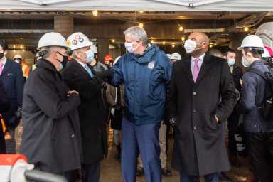 NY: Mayor de Blasio celebrates Lunar New Year at Elmhurst Hospital