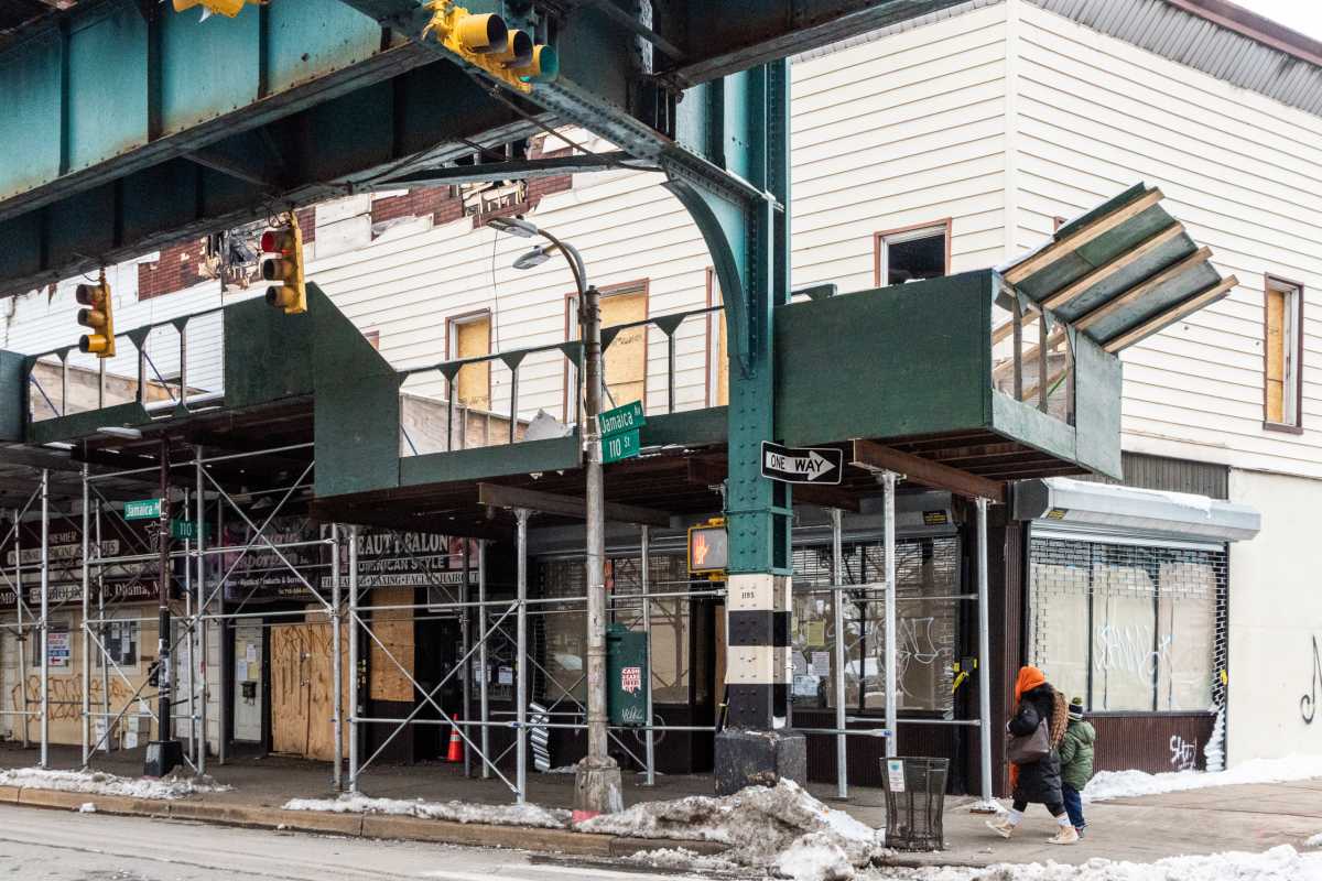 NYC:Rajkumar and Zarar Realty donate 13 laptops