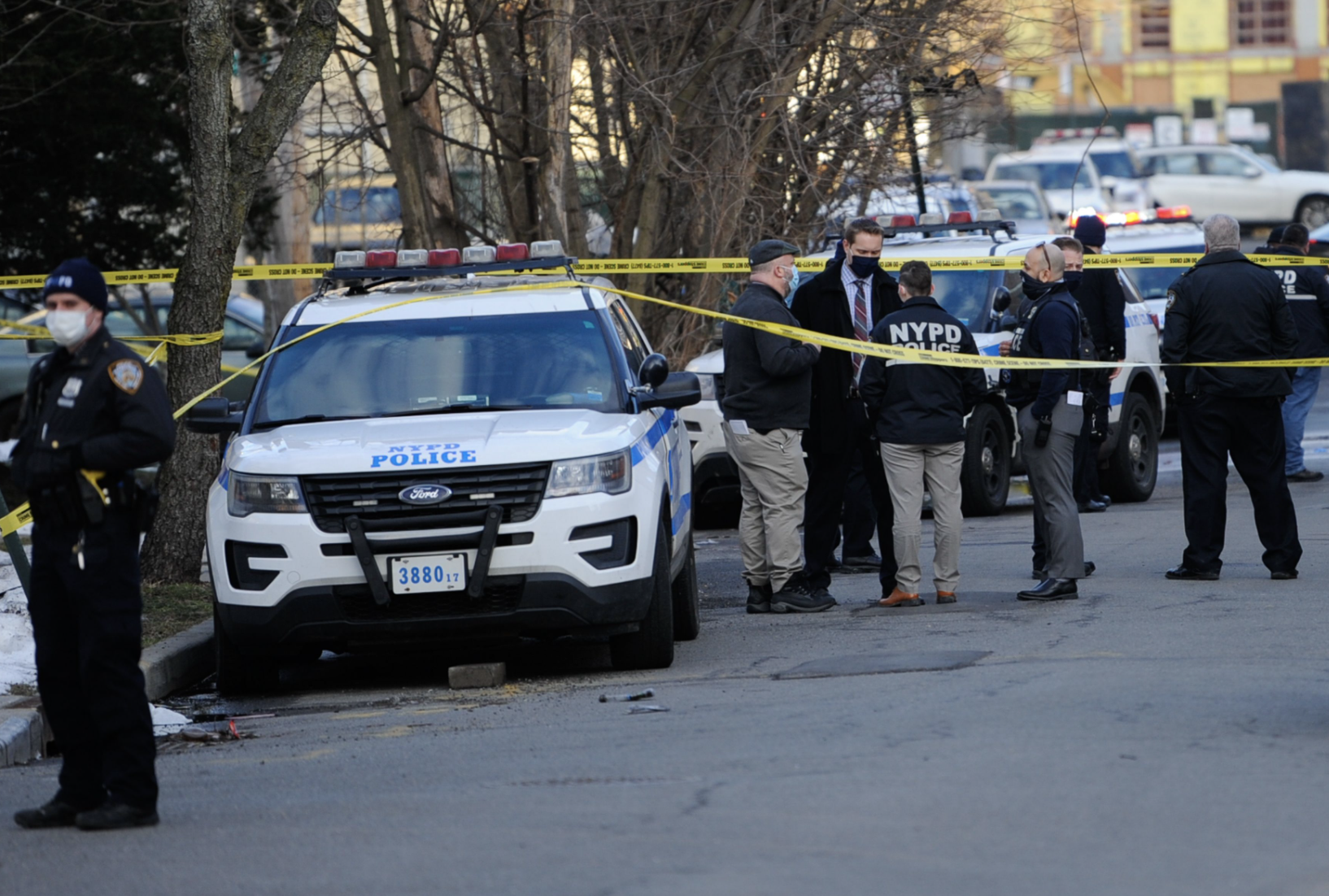 Woman in critical condition after being shot in the head in Far ...