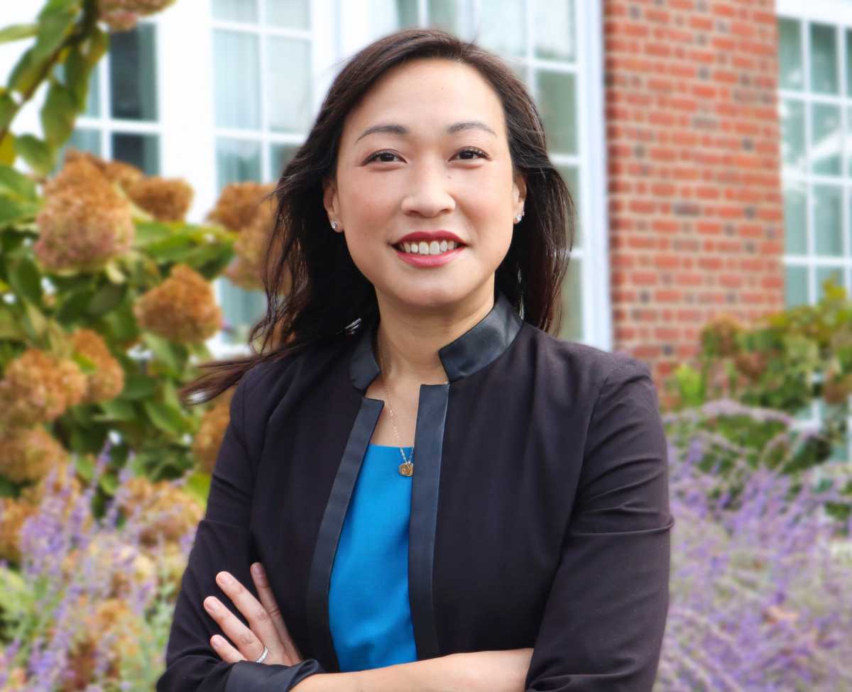 Councilmember Linda Lee