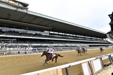 tiz-the-law-the-belmont-stakes-6-2048×1366