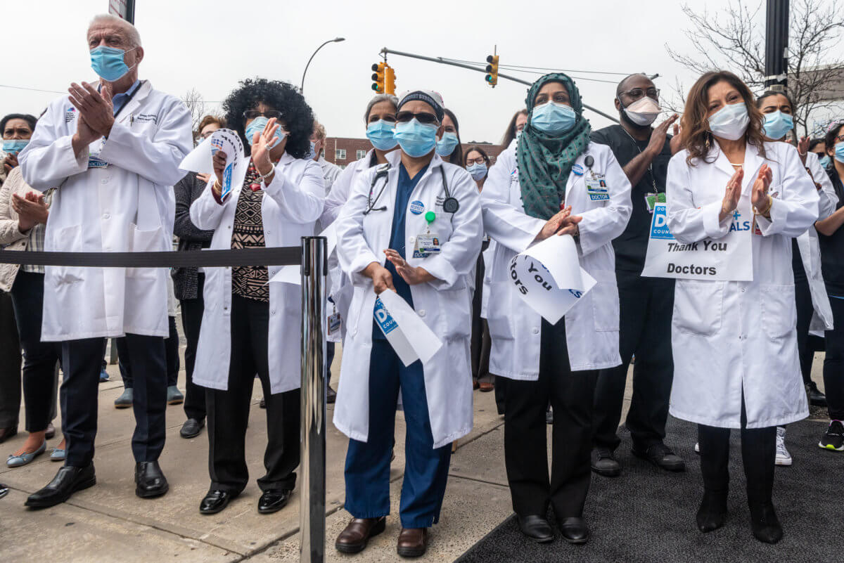 QNS_NationalDoctorsDay_Elmhurst_032521_Holtermann-20-1200×801